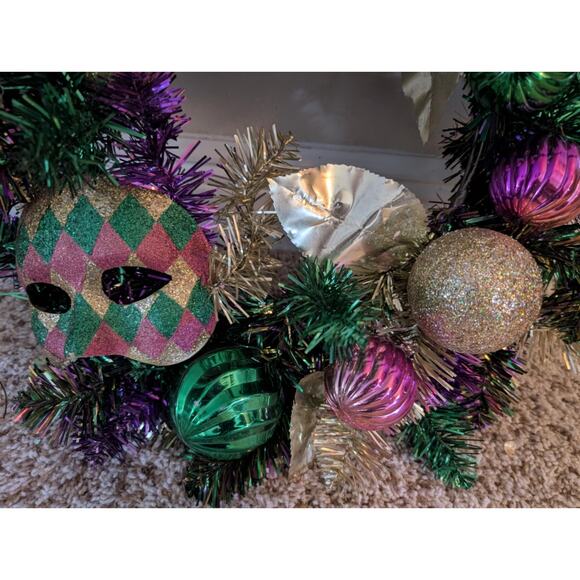 Large Handmade Mardi Gras 21" Wreath Mask Front Door Decor Purple Gold Green - Picture 2 of 8